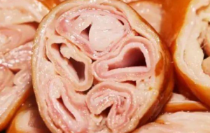 茶熏套肠加工技术和卤水配方