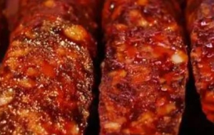 熏酱牛肉香肠技术配方